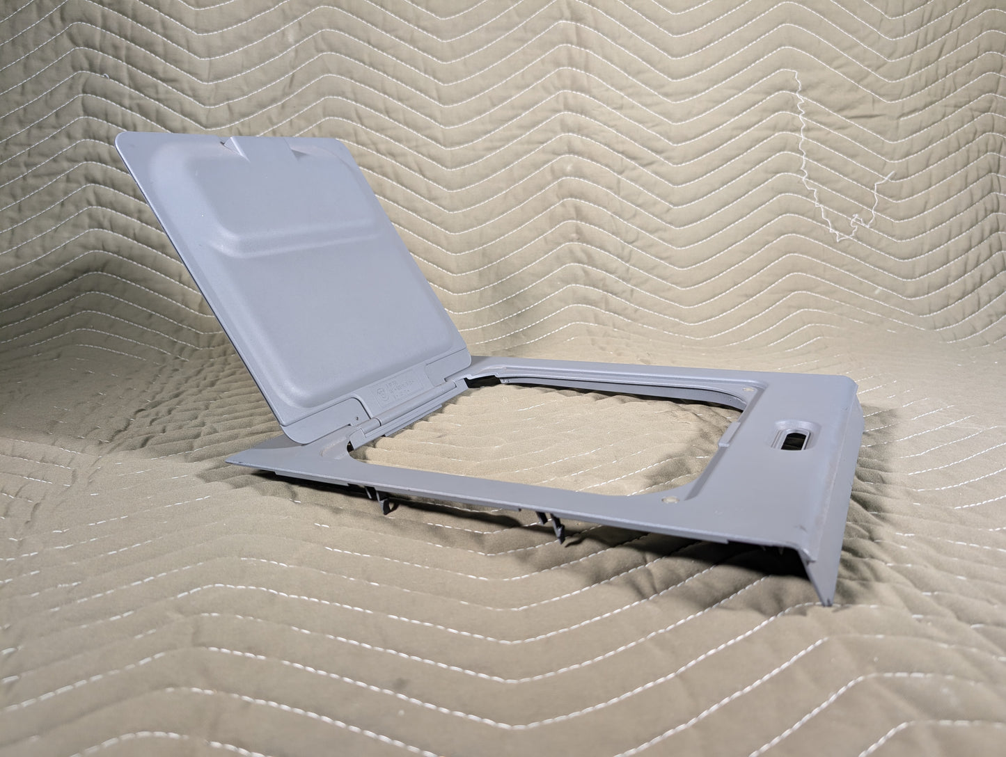 BMW E31 8 Series Ski Bag Cover Panel, Gray