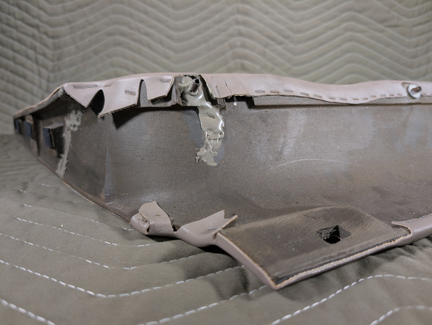 BMW E31 Lower Left Trim Panel (Boomerang), Parchment