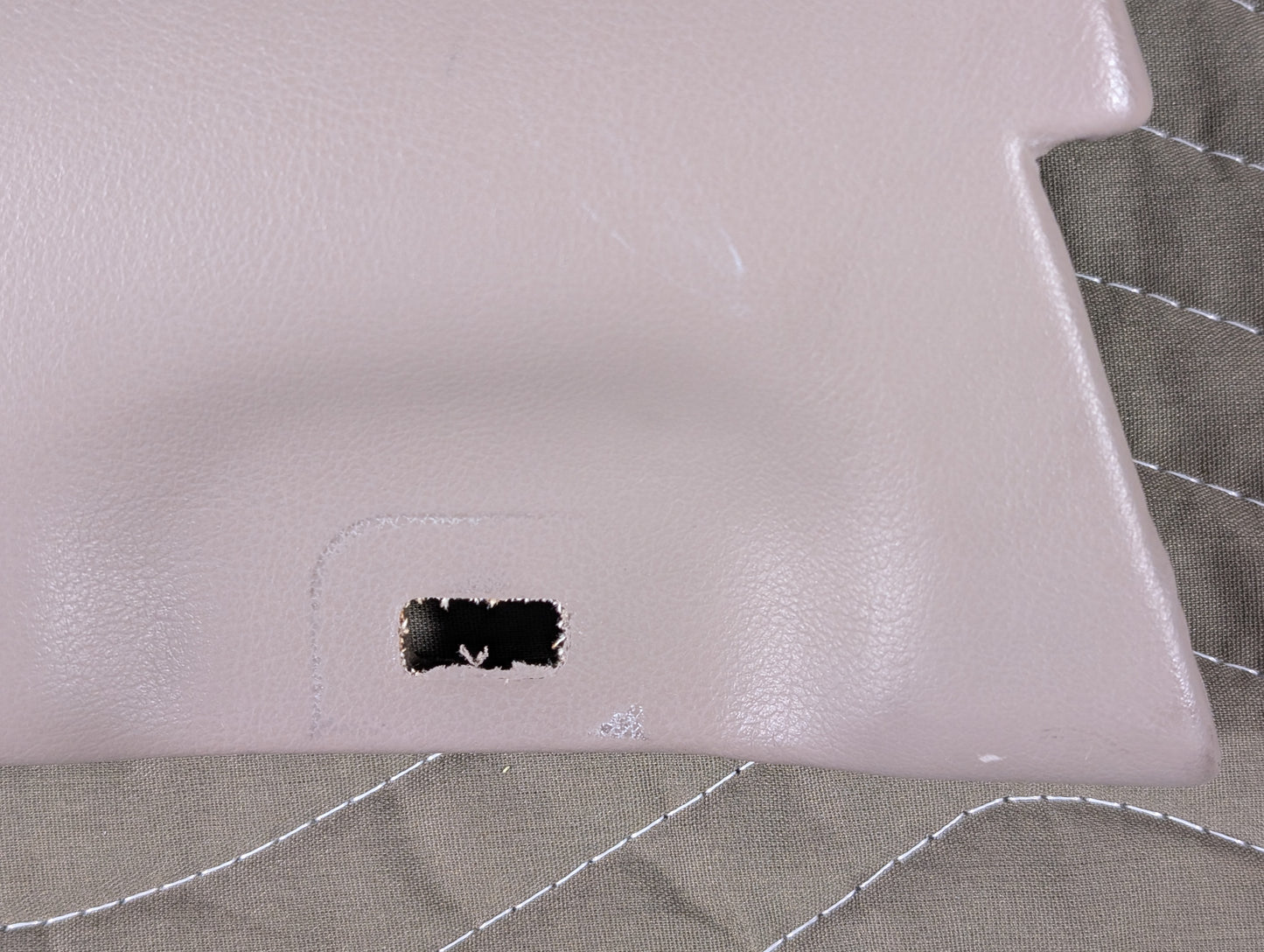 BMW E31 Lower Right Trim Panel (Boomerang), Parchment