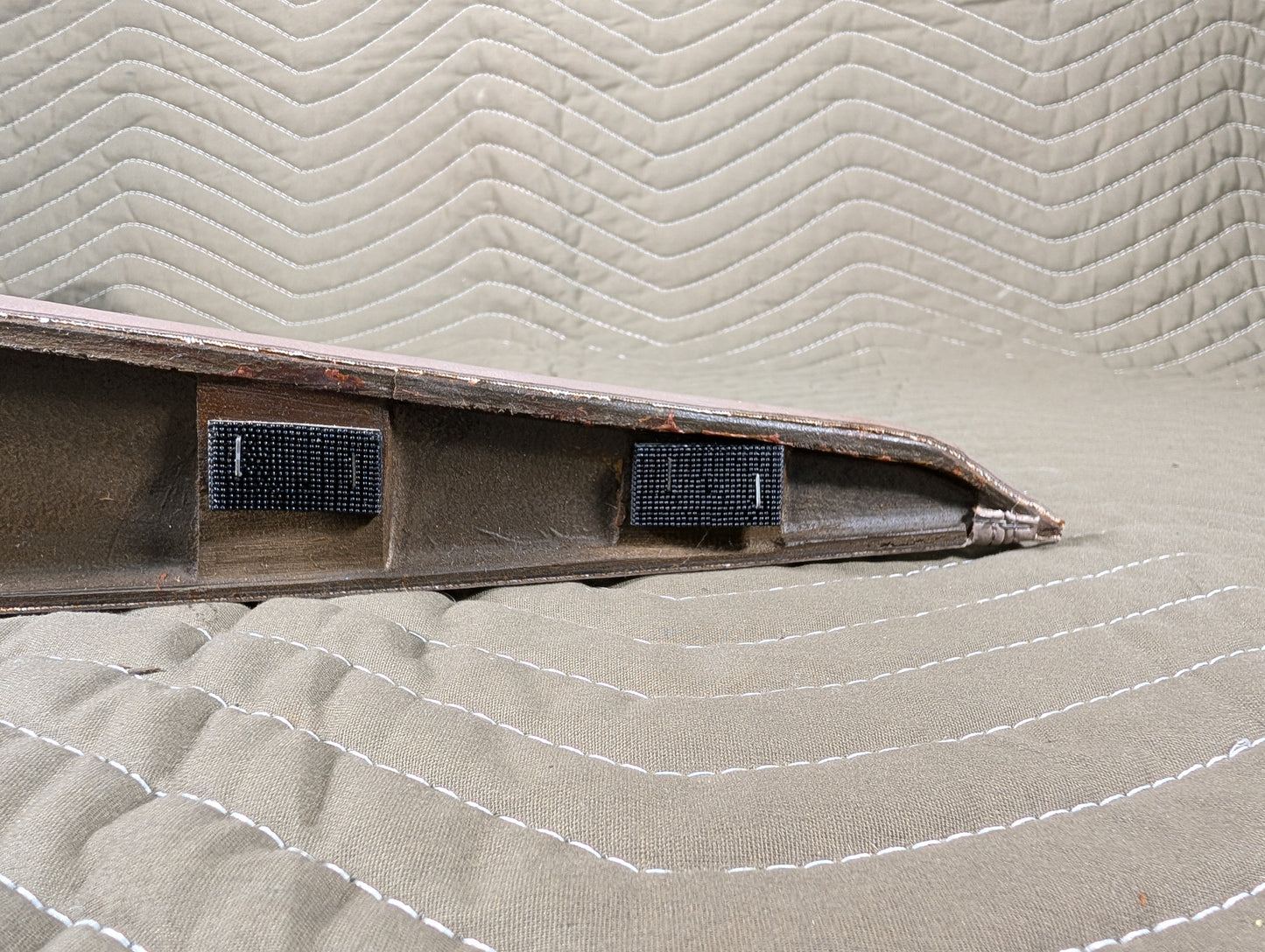 BMW E31 Lower Right Trim Panel (Boomerang), Parchment