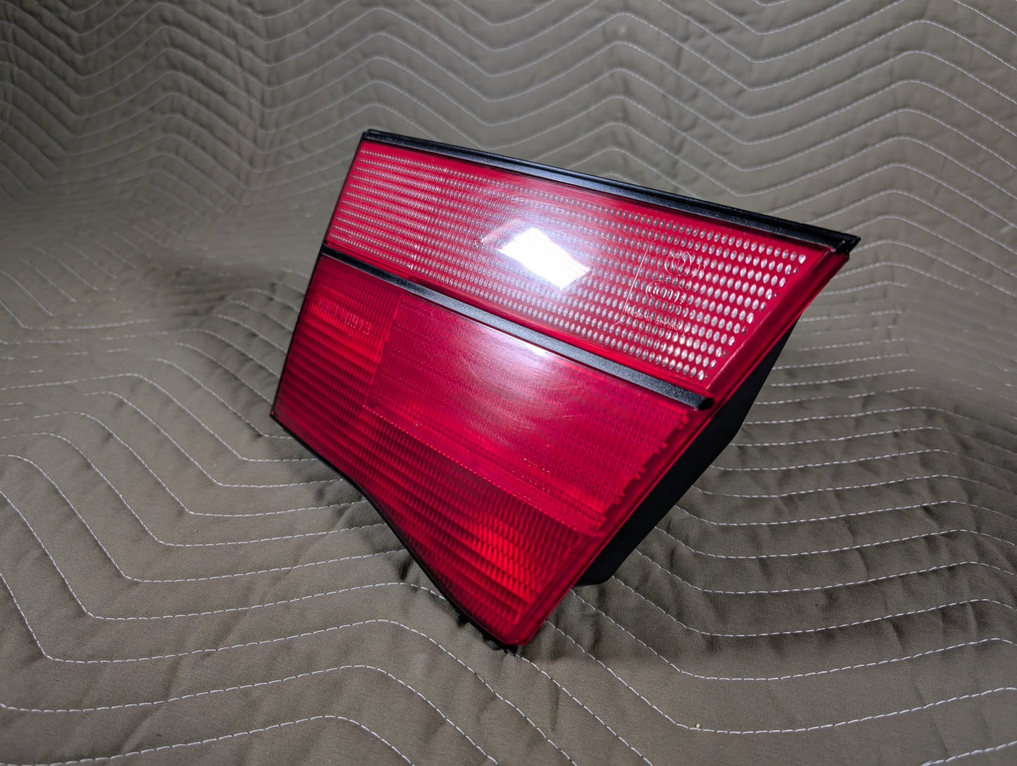 BMW E31 Inner Passenger Side Tail Light