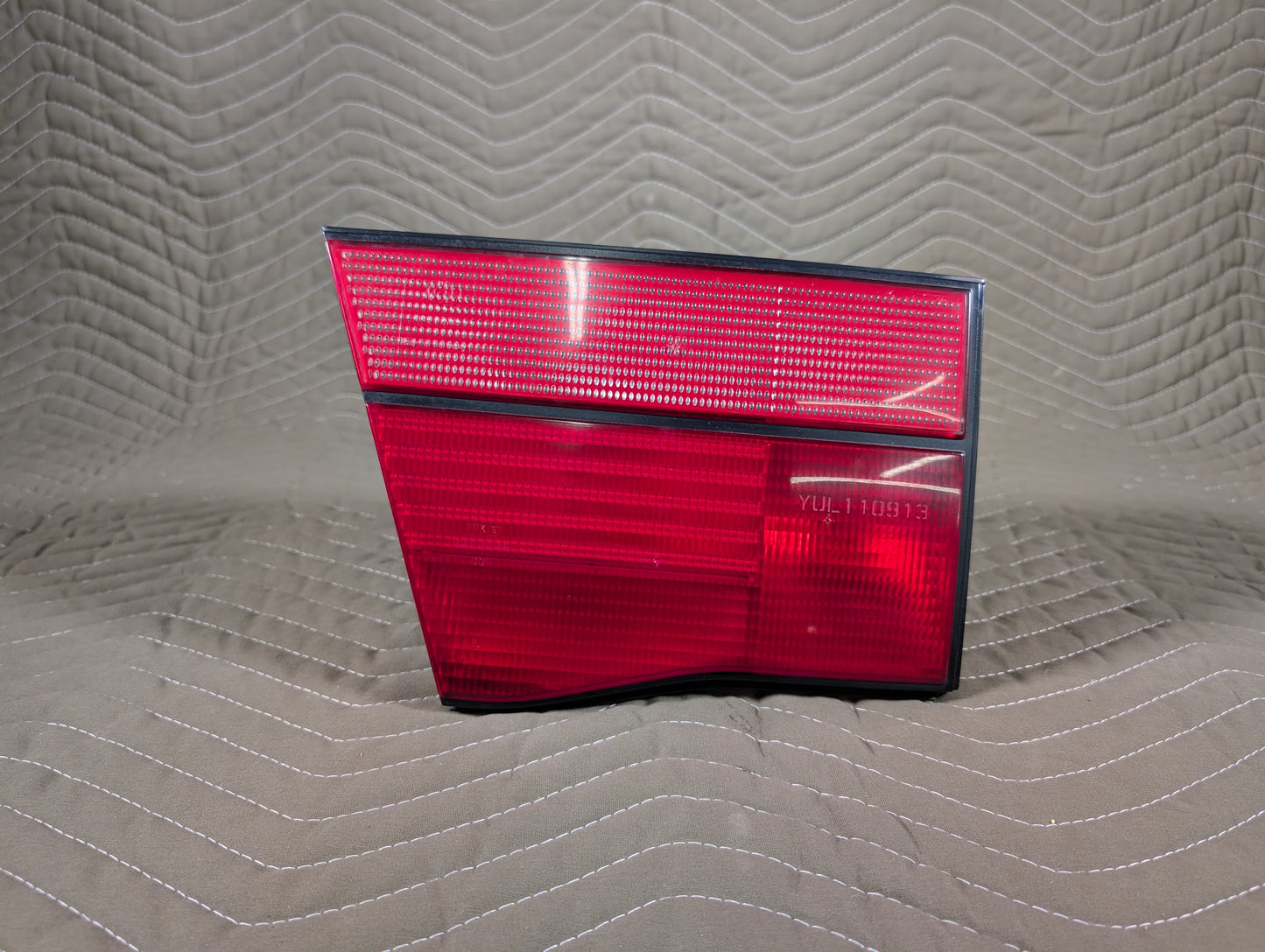 BMW E31 Inner Driver Side Tail Light