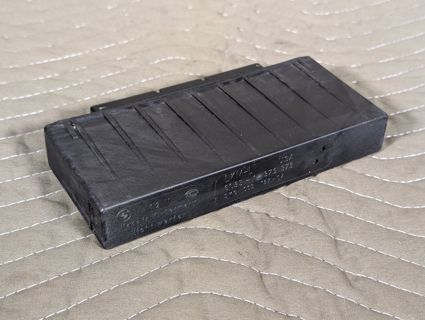 BMW E32 and E34 Lighting Control Module