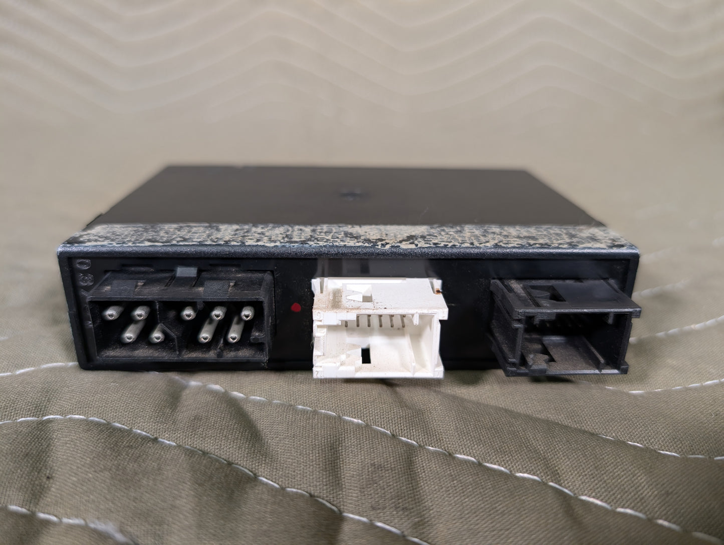 BMW E34, E32, E31 Steering Column Control Unit
