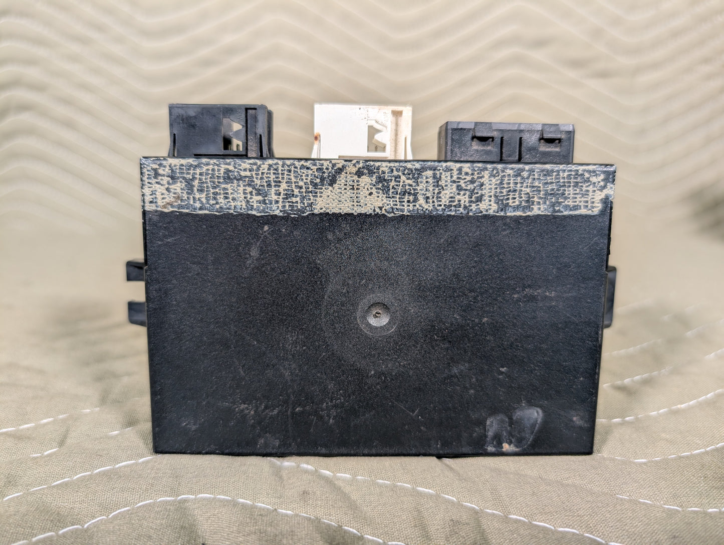BMW E34, E32, E31 Steering Column Control Unit
