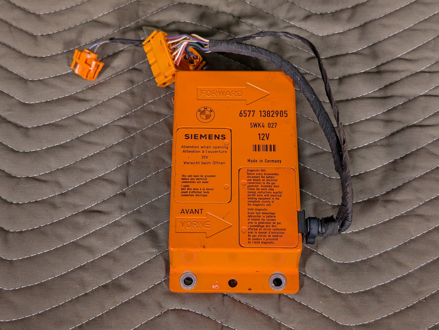 BMW E31, E32, E34, E36 Airbag Control Module