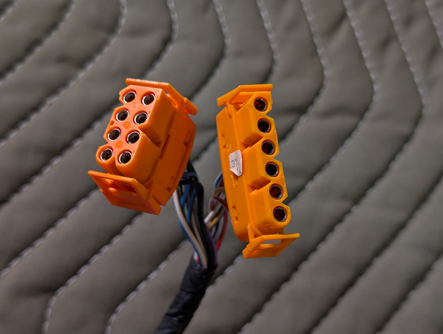 BMW E31, E32, E34, E36 Airbag Control Module