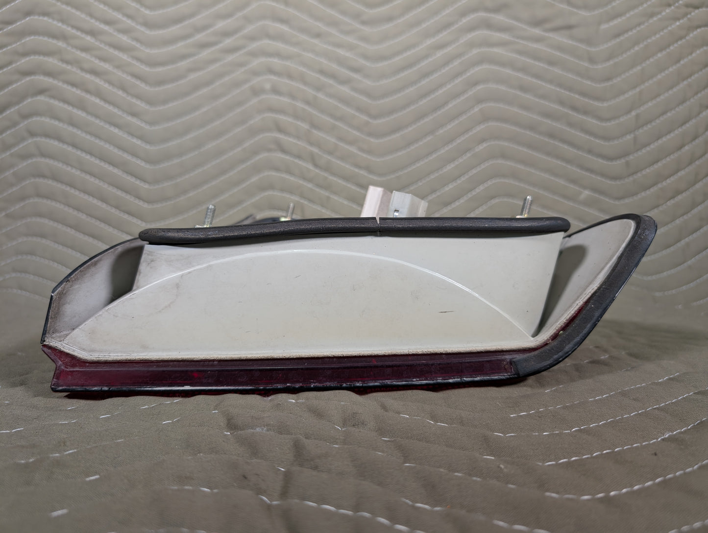 E31 Outer Driver Side Tail Light