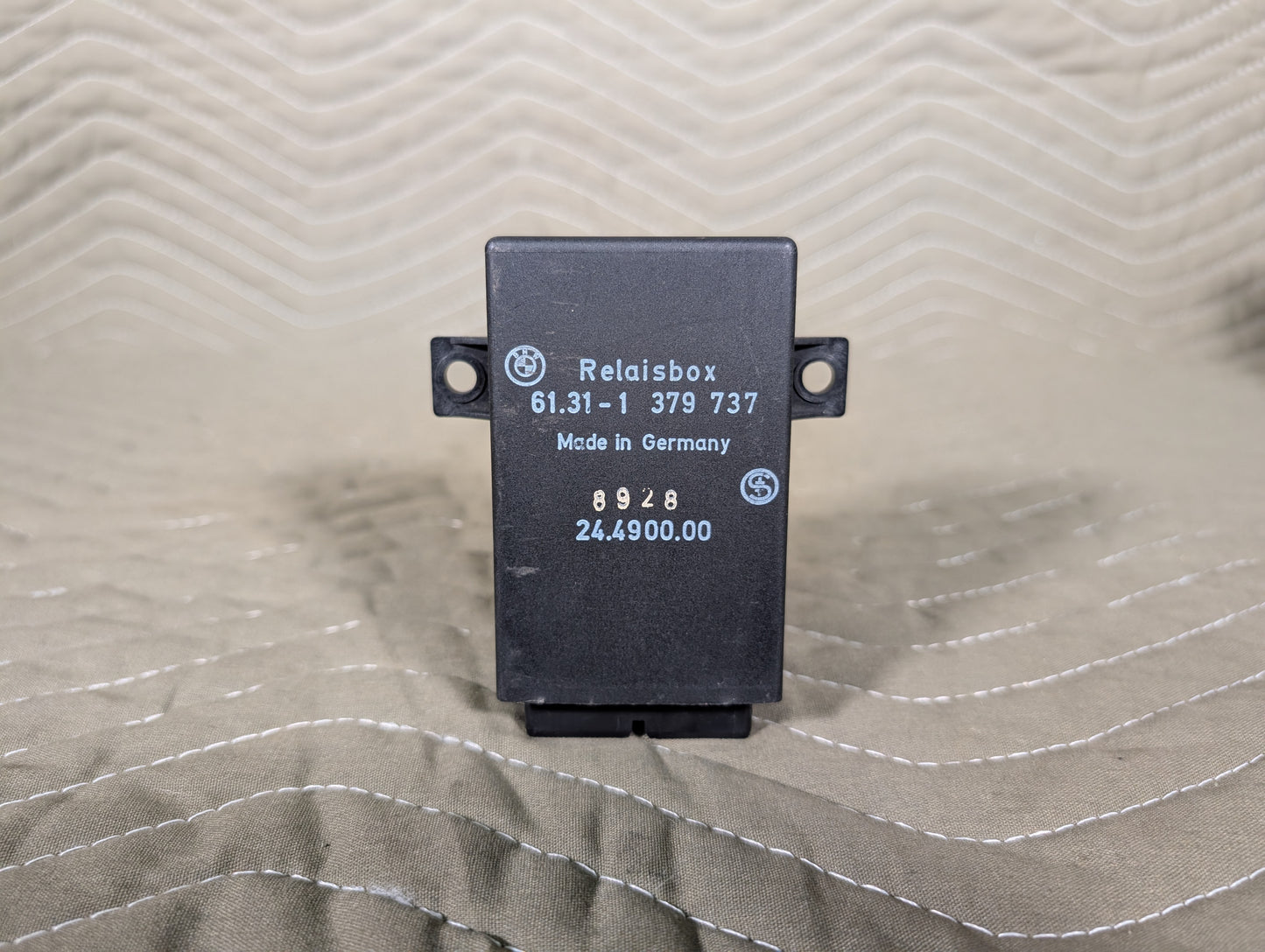 BMW E34, E32, E31 Heater Control Relay