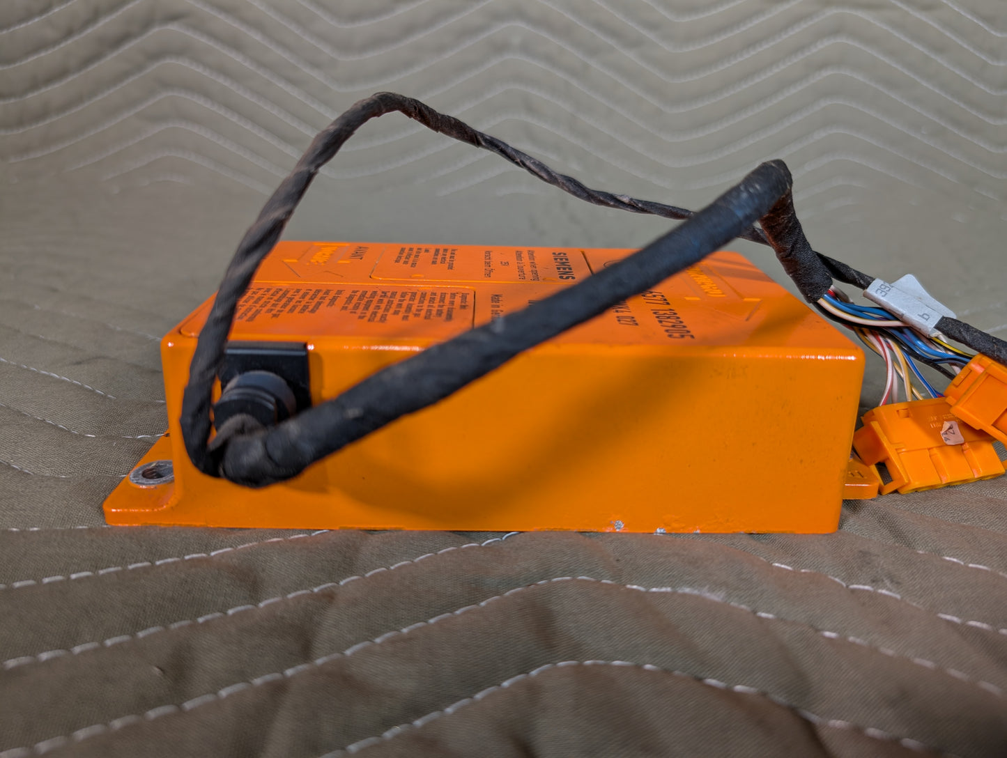 BMW E31, E32, E34, E36 Airbag Control Module